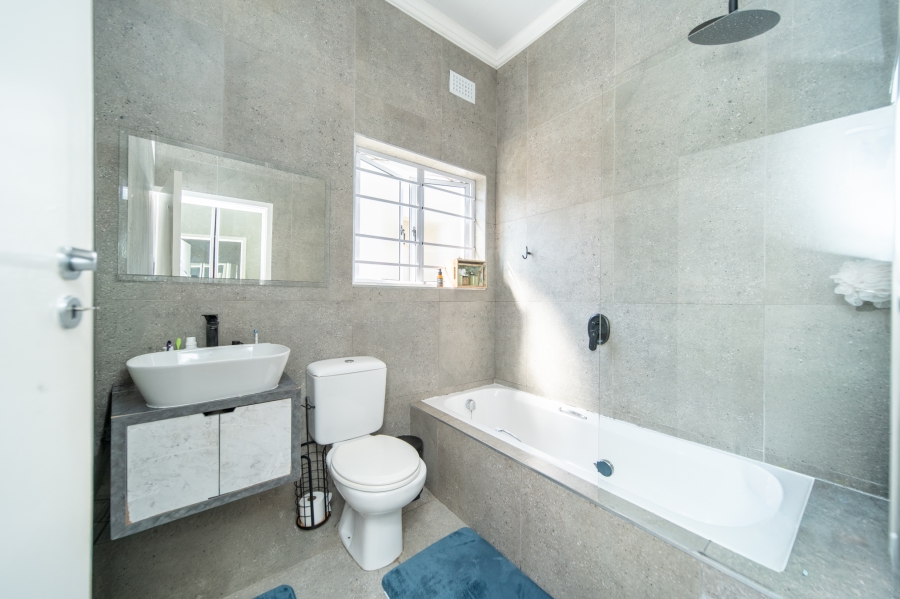 3 Bedroom Property for Sale in Beacon Bay Eastern Cape